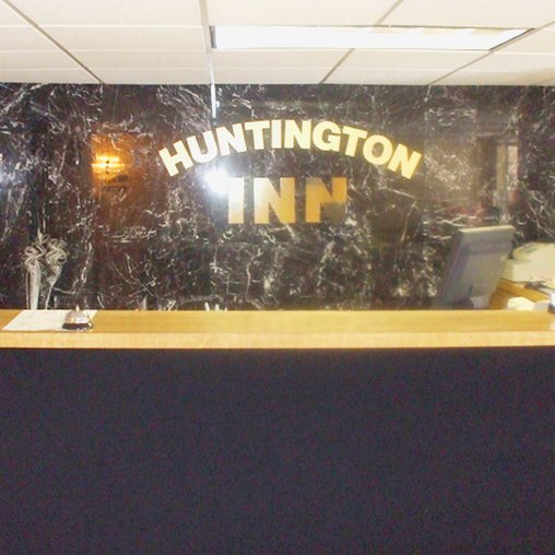 Huntington INN - Huntington, IN