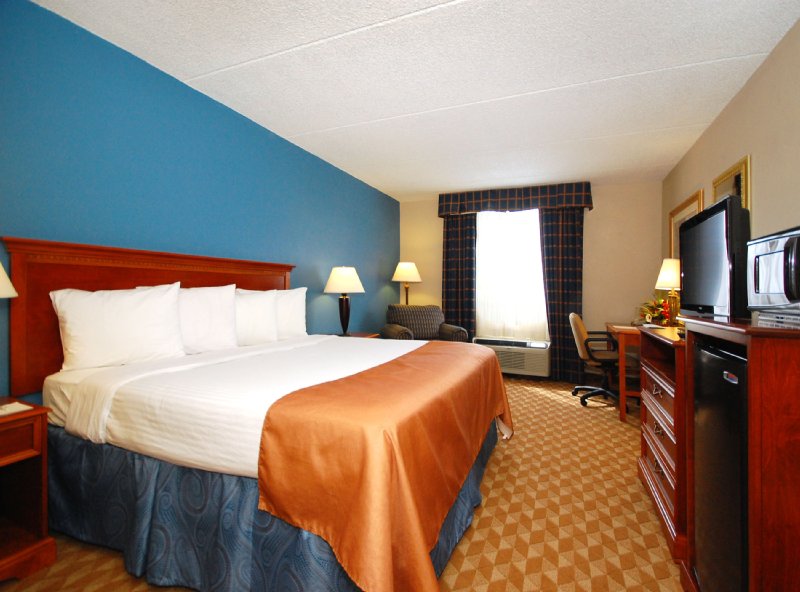 Best Western - New Philadelphia, OH