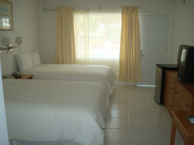 Collins Hotel
