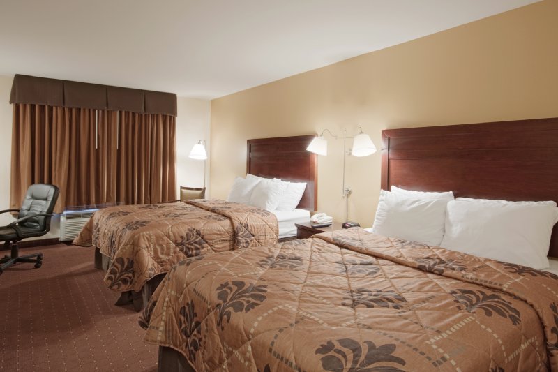 Americas Best Value Inn - Saint Robert, MO