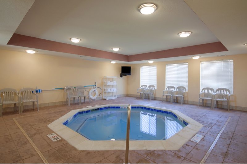 Americas Best Value Inn - Saint Robert, MO