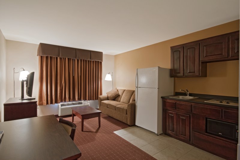Americas Best Value Inn - Saint Robert, MO