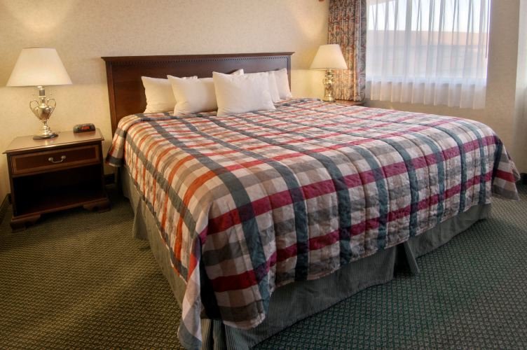 Hotel RL By Red Lion Spokane At The Park - Spokane, WA