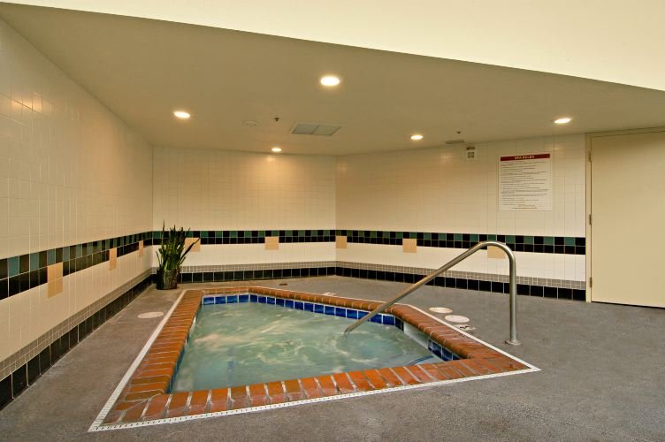 Hotel RL By Red Lion Spokane At The Park - Spokane, WA