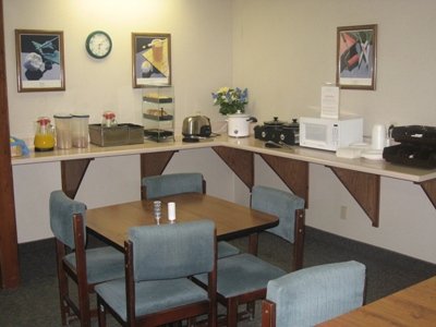 Extra Inn - Pittsburg, KS