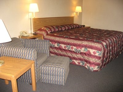 Extra Inn - Pittsburg, KS