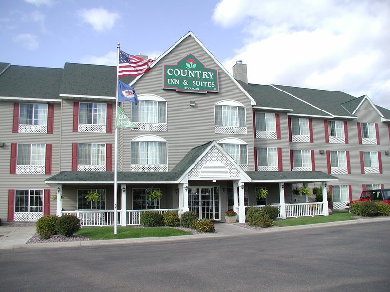 Country Inn & Suites - Shakopee, MN