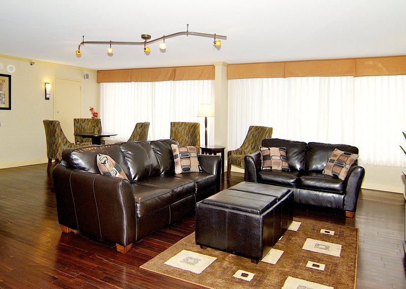 Clarion Hotel Riverside - Rochester, NY