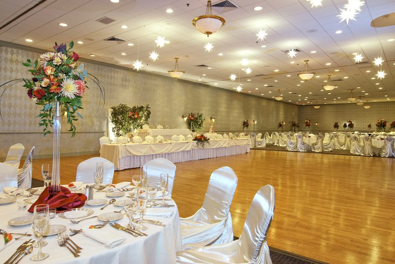 Clarion Hotel Riverside - Rochester, NY