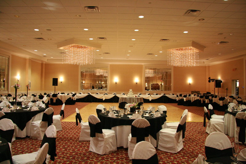 Radisson Hotel Cleveland-Eastlake - Eastlake, OH