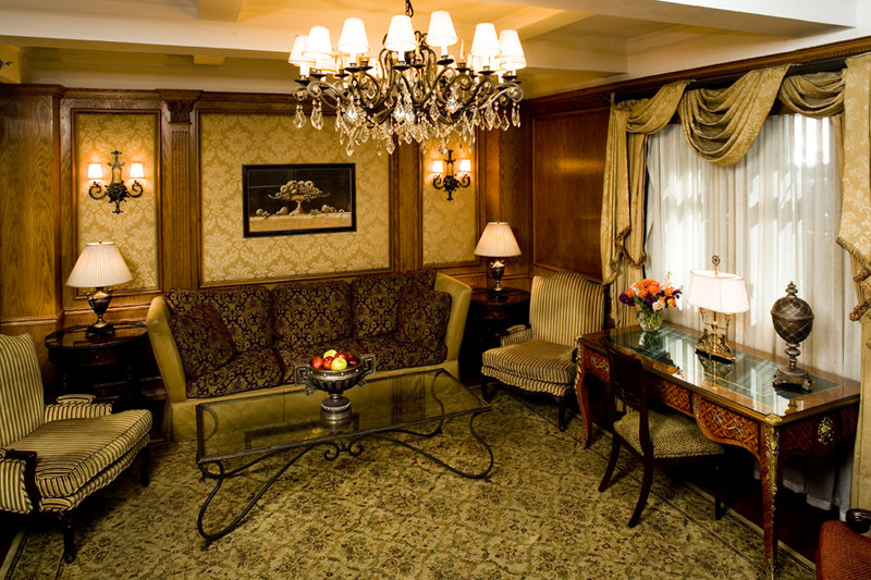 Bedford Hotel