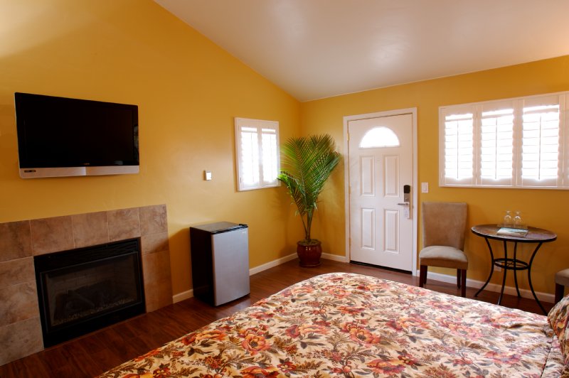 Sunset Inn - Pacific Grove, CA