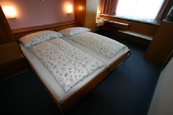 Kronenhof Hotel - Room
