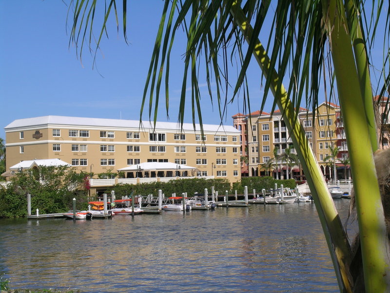 Bayfront Inn On Fifth