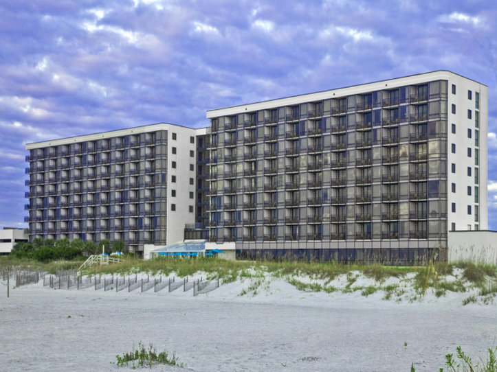 Shell Island Ocean Front Suite - Wrightsville Beach, NC