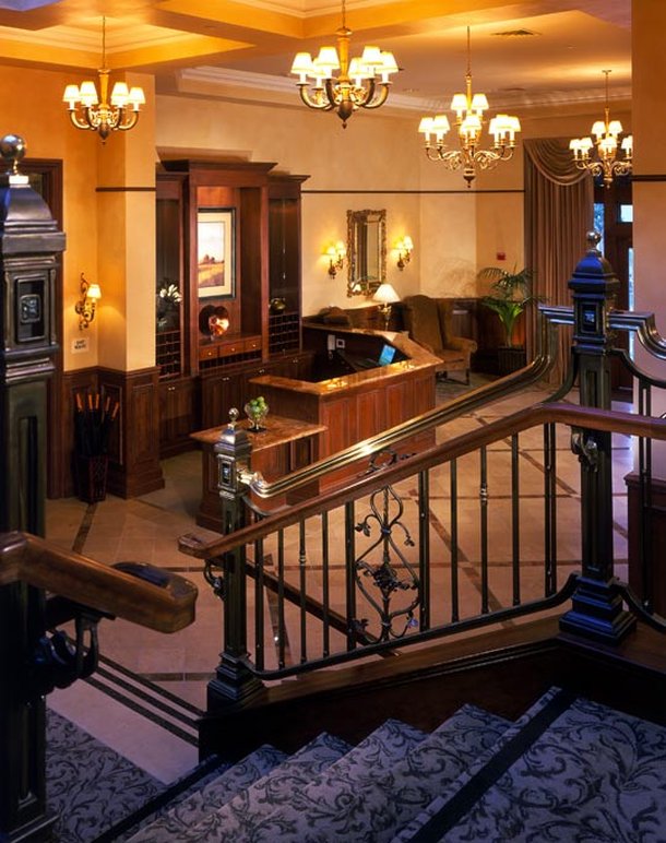 The Carlton Hotel - Atascadero, CA