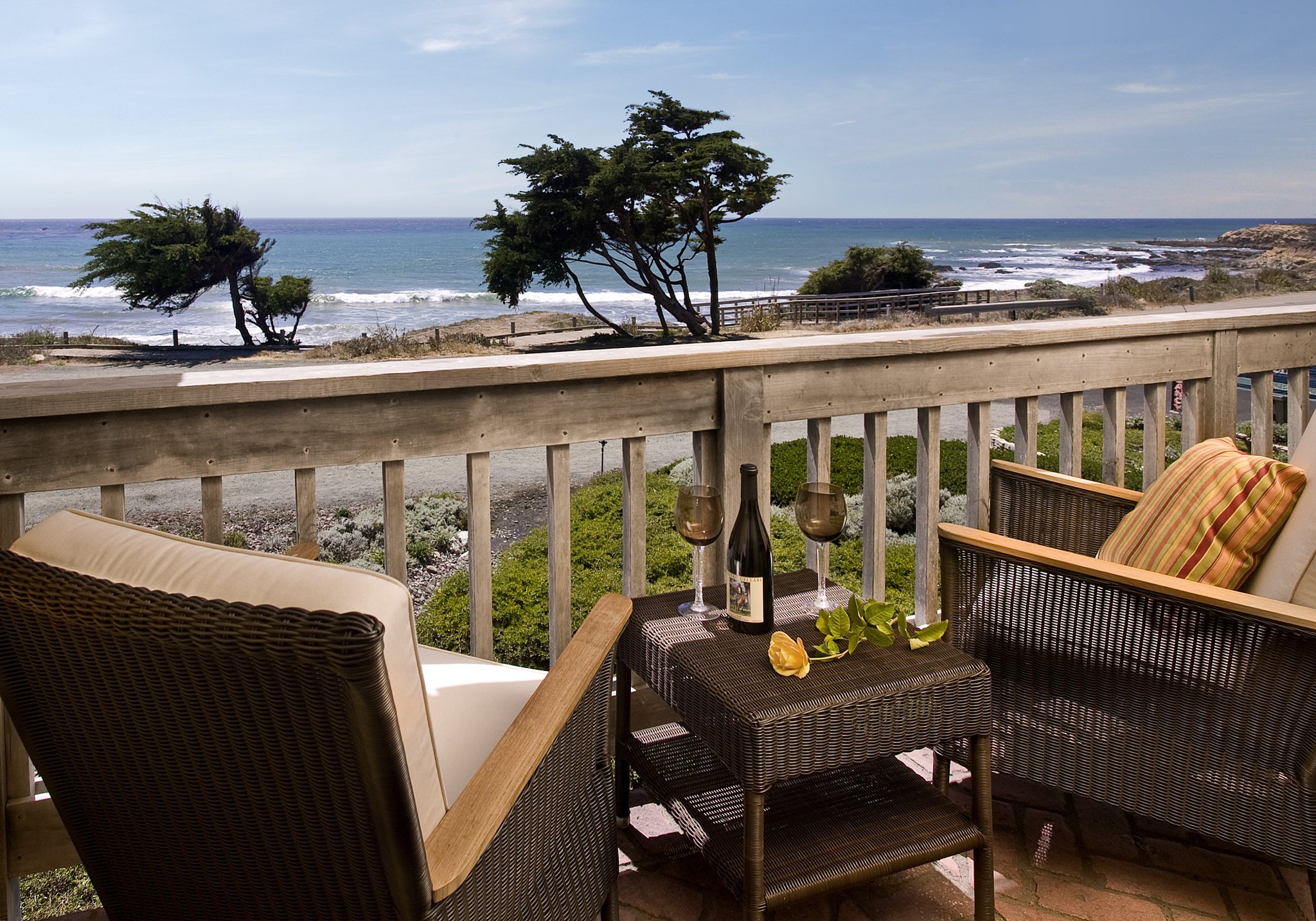 Fog Catcher Inn- Cambria, CA Hotels- GDS Reservation Codes: Travel Weekly