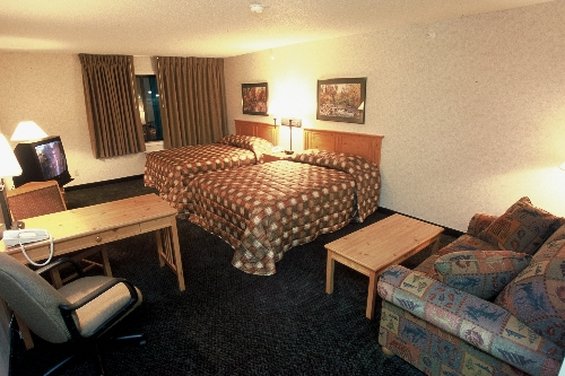 Kelly Inn & Suites - Mitchell, SD