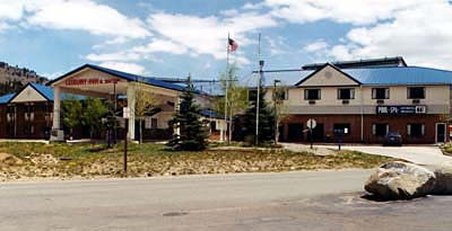 Luxury Inn & Suites - Silverthorne, CO