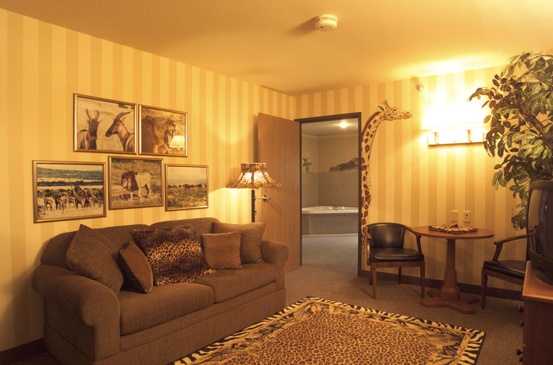 Park View Inn & Suites - West Bend, IA