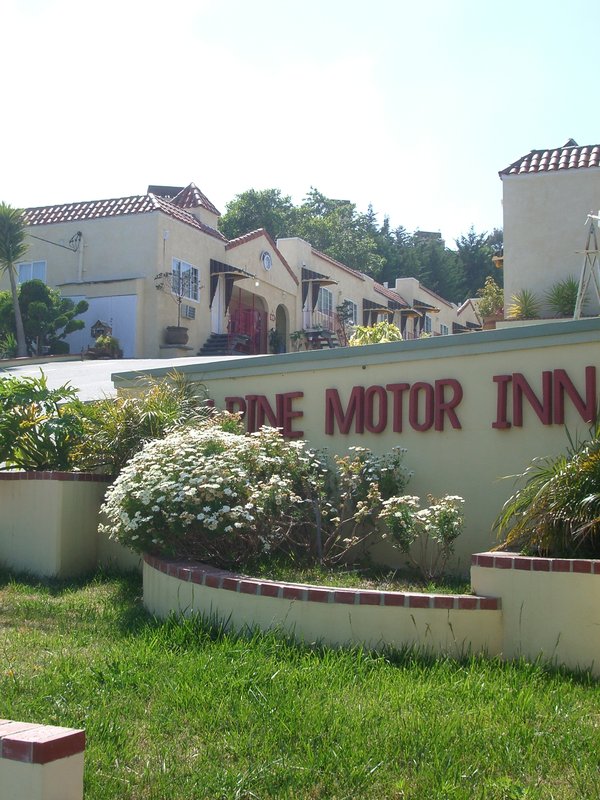 Alpine Inn & Suites - Daly City, CA