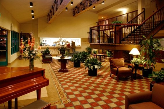 Executive Inn And Suites