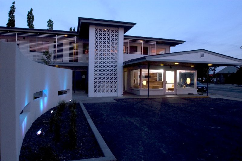 Modern Hotel and Bar