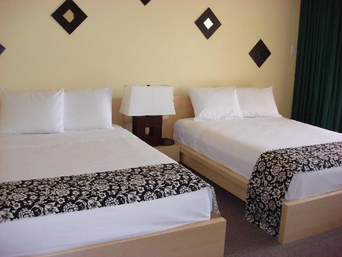 Sea Port Marina Hotel