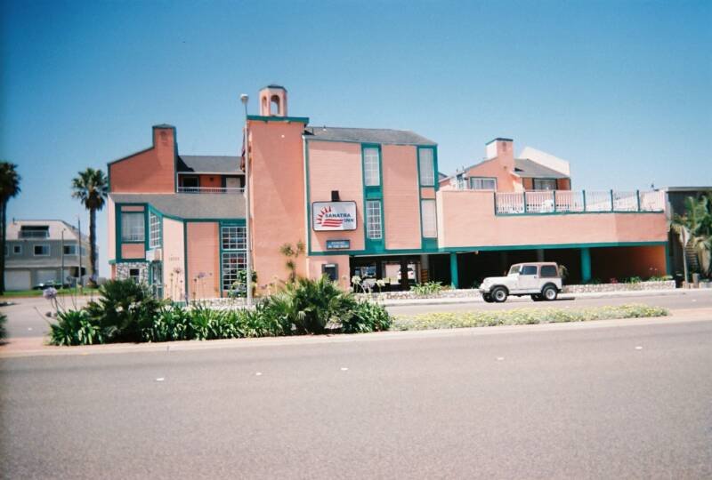 Sanatra Inn - Sunset Beach, CA