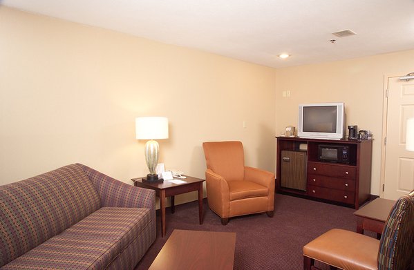 Ivy Court Inn & Suites - South Bend, IN