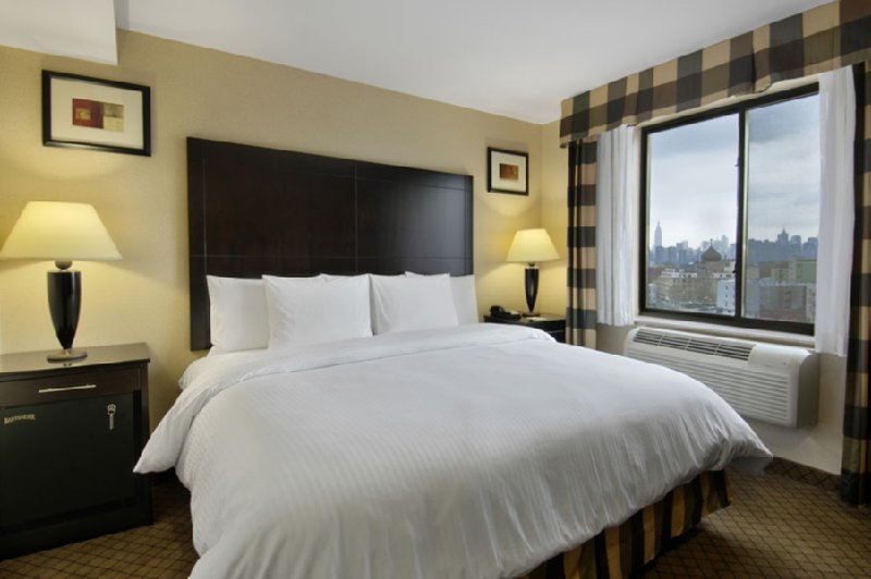 Hotel Le Jolie - Brooklyn, NY