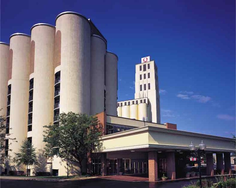 Quaker Square Inn at University of Akron - Akron, OH