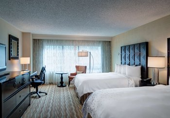 Renaissance Baltimore Harborplace Hotel - Room