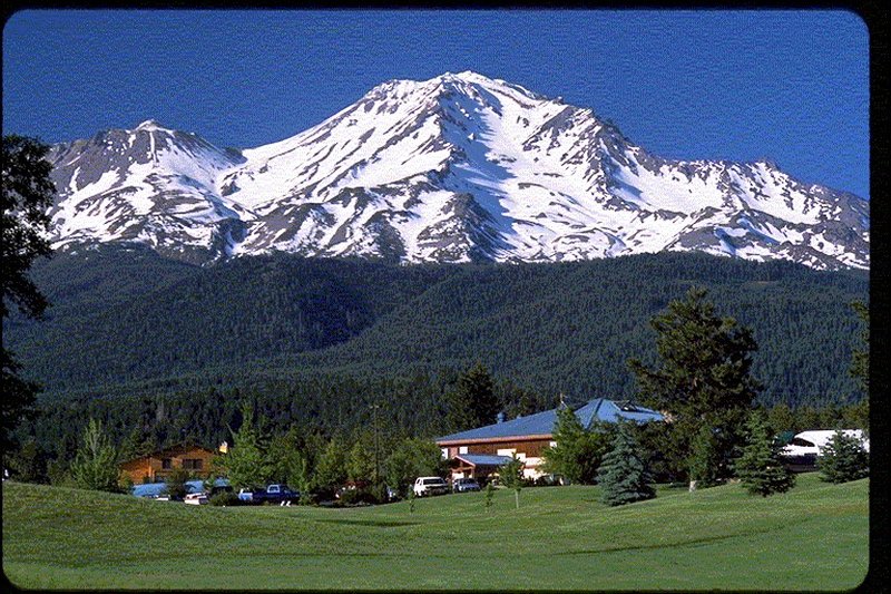 Highland House Restaurant - Mount Shasta, CA