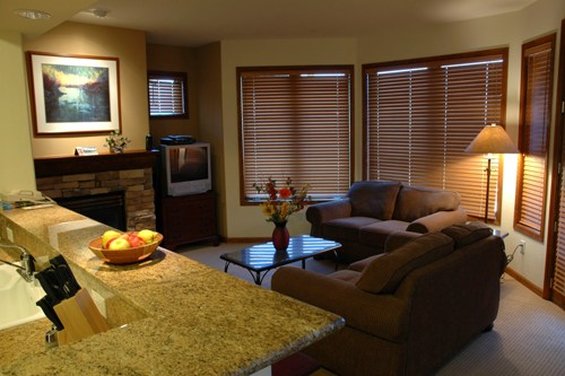 Juniper Springs Lodge - Mammoth Lakes, CA