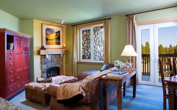 Juniper Springs Lodge - Mammoth Lakes, CA