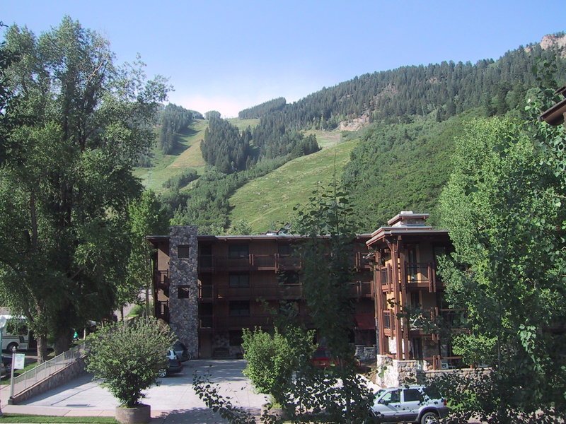 Lift One Condominiums - Aspen, CO