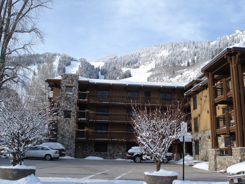 Lift One Condominiums - Aspen, CO