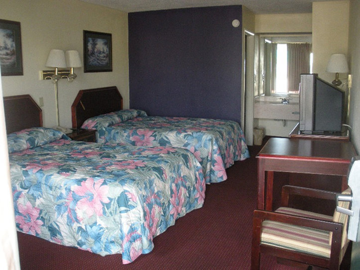 Red Carpet Inn - Hattiesburg, MS