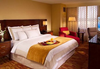 Marriott Atlanta Airport - Room