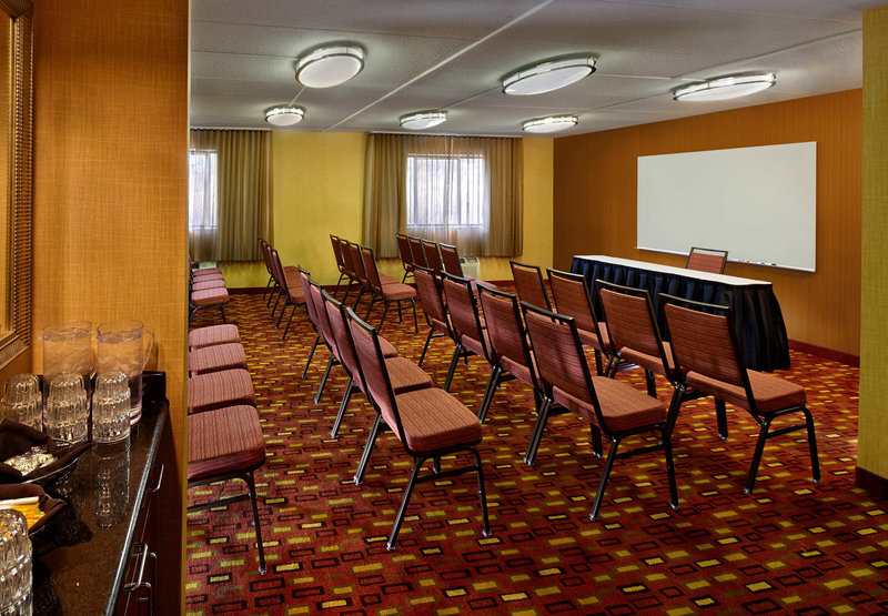 Courtyard By Marriott Hartford Cromwell - Cromwell, CT