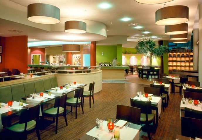 Hotel Courtyard by Marriott Berlin City Center Mediterranean Bistro Oléo Pazzo