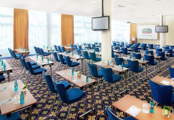 Hotel Courtyard by Marriott Berlin City Center Conference Room