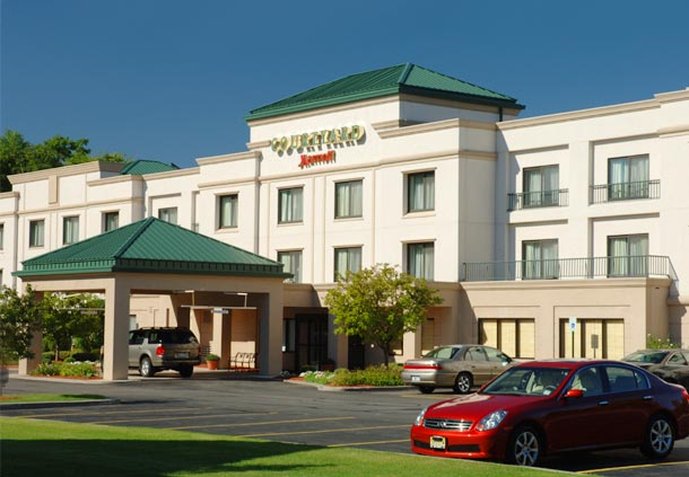 Courtyard by Marriott Binghamton - Vestal, NY