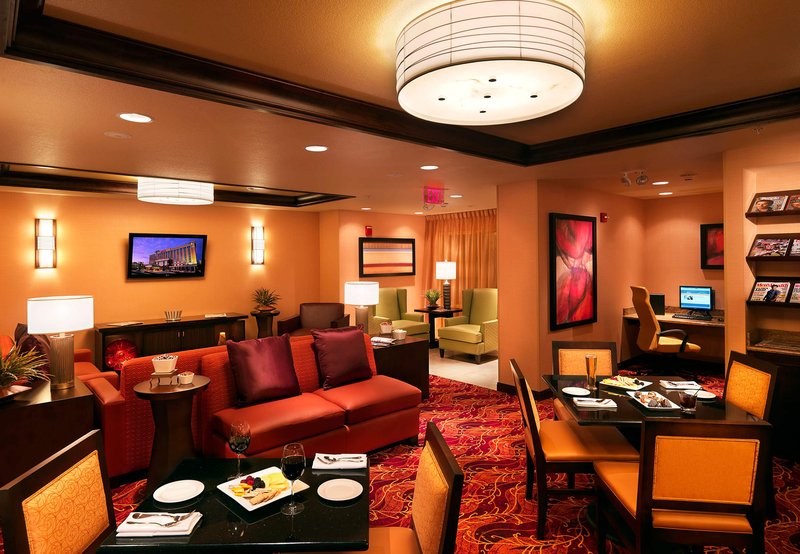 Bloomington-Normal Marriott Hotel & Conference Center - Normal, IL