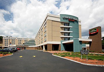 Courtyard By Marriott Fitchburg - Fitchburg, MA