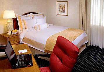 Marriott Hickory Ridge Conference Hotel - Lisle, IL