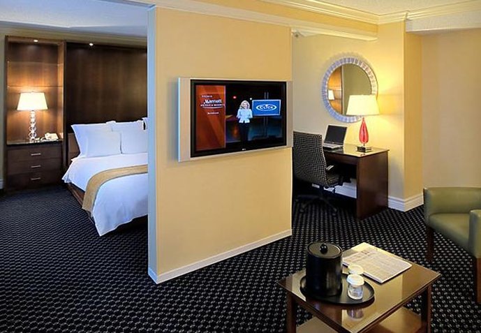 Crowne Plaza CHARLOTTE EXECUTIVE PARK - Charlotte, NC