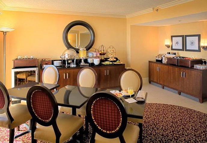 Crowne Plaza CHARLOTTE EXECUTIVE PARK - Charlotte, NC