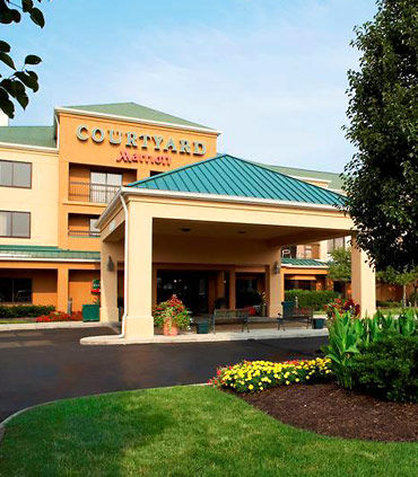 Courtyard-Airport